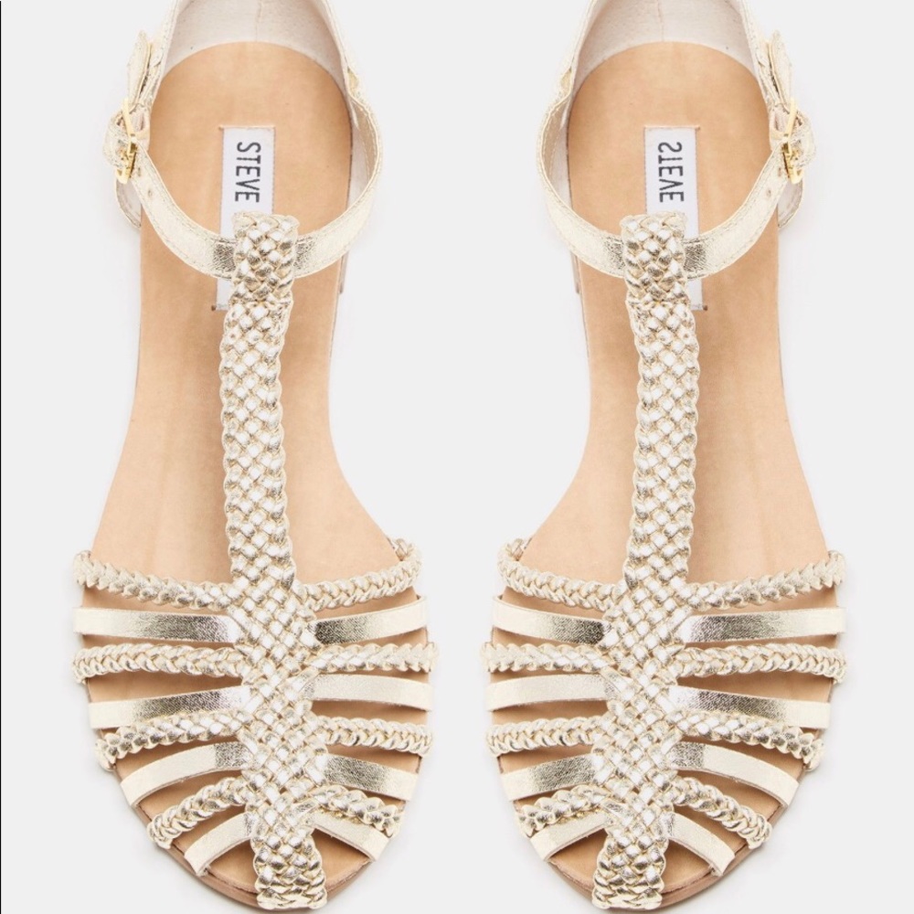✨Steve Madden Gold Stunning Flats✨